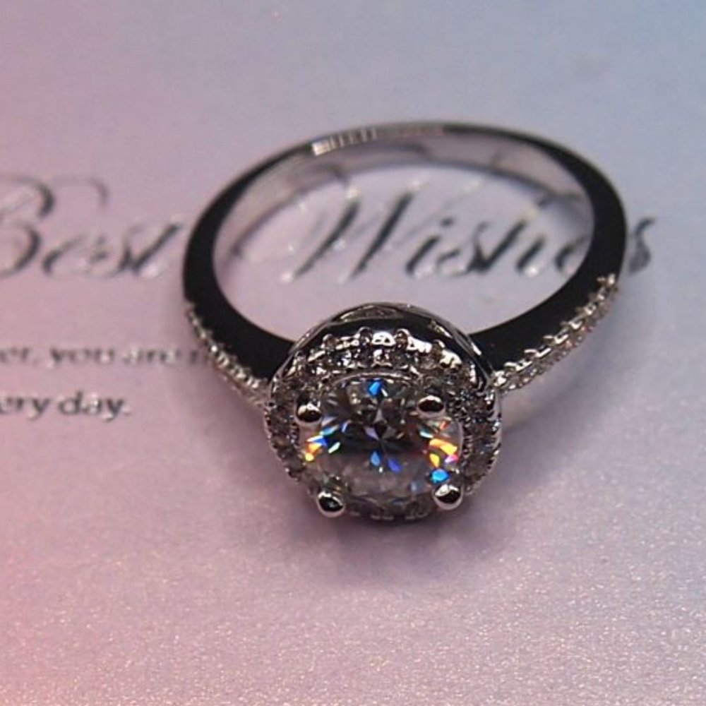 Beautiful GRA Certified Halo 1.00Ctw Moissanite Bridal Ring 18k White Gold - Picture 5 of 8